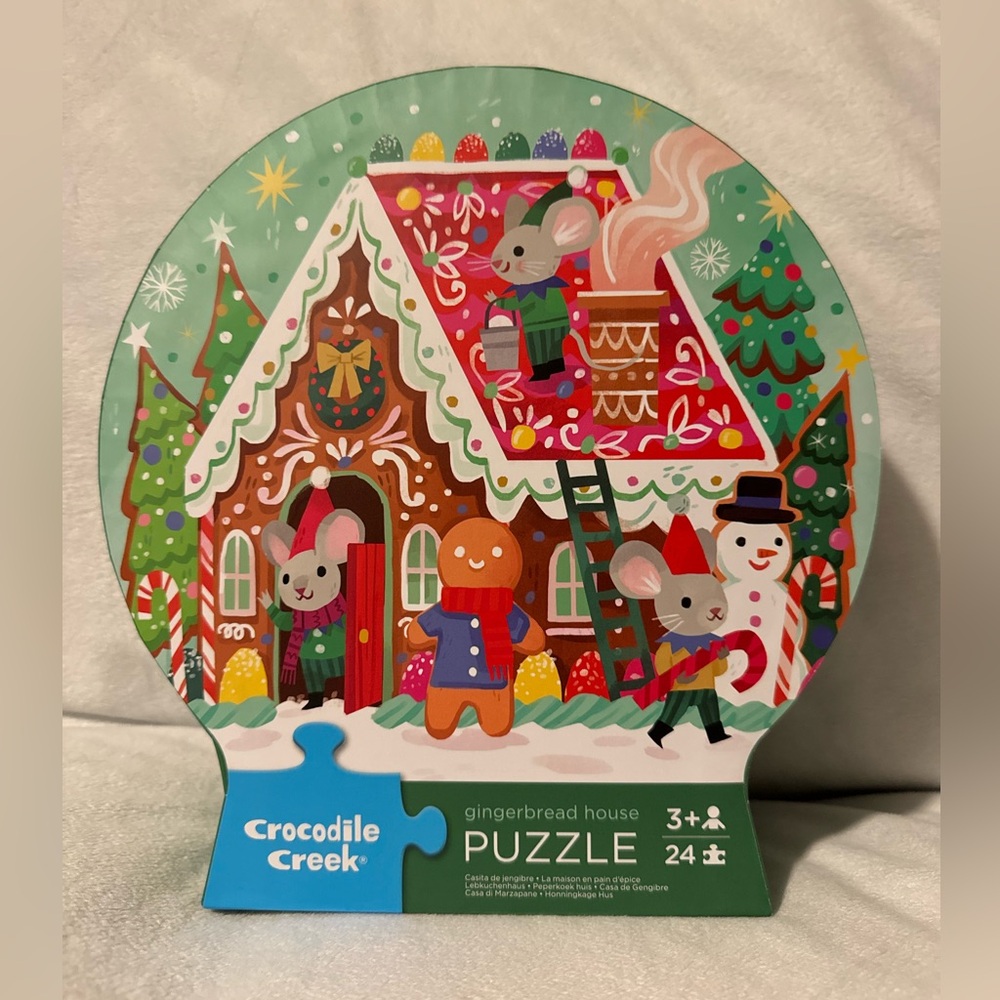 🎄NEW Crocodile Creek “Gingerbread House” 16”x20” Mice Snow Kids Christmas Gift